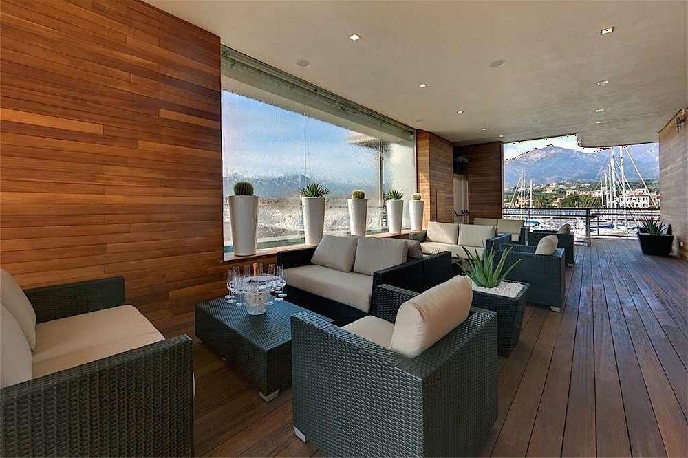 فندق Yacht Club Marina Di لوانو المظهر الخارجي الصورة